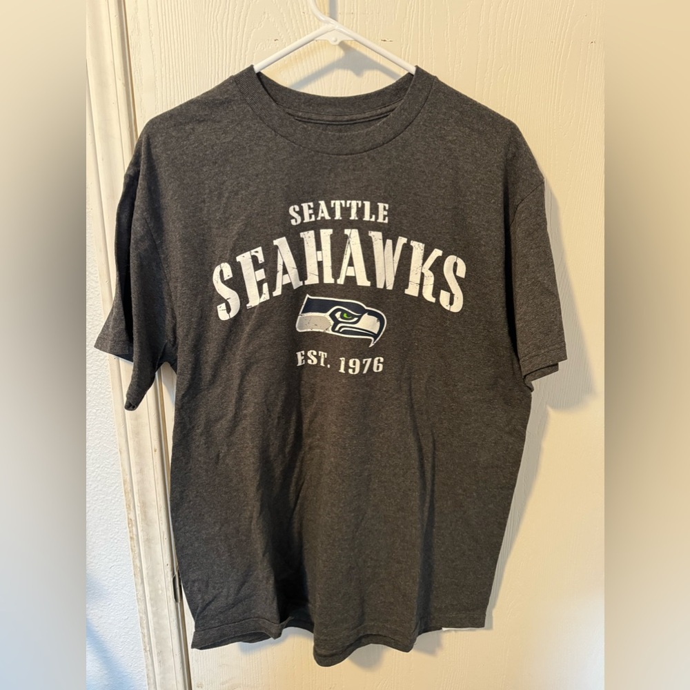 NFL Seattle Seahawks T-shirt size large